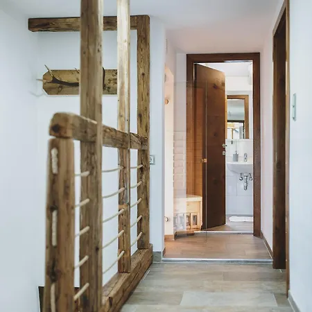 Naila By We Rent シャレー フッシュ・アン・デア・グロースグロックナーシュトラーセ