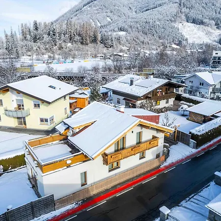 Naila By We Rent シャレー フッシュ・アン・デア・グロースグロックナーシュトラーセ