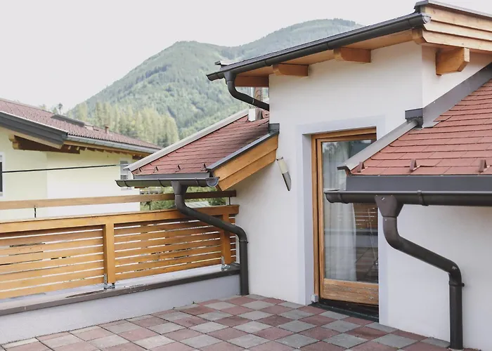 Naila By We Rent 木屋